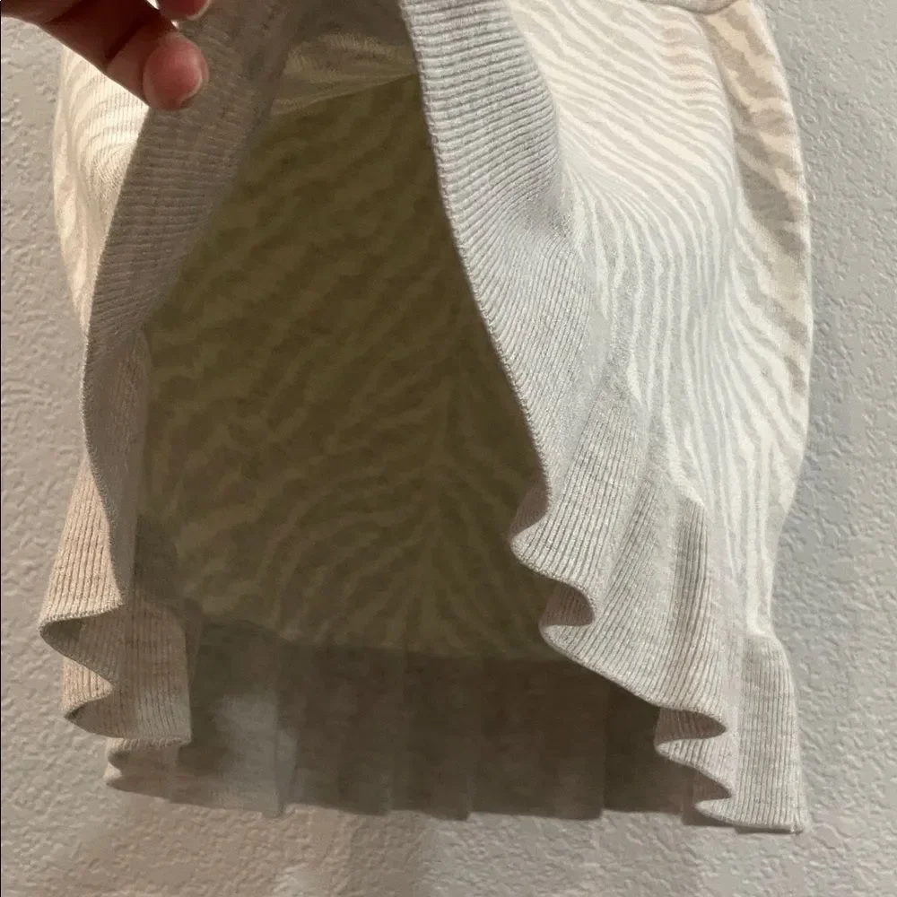 NEW Anthro Dolan Left Coast Gray White Zebra Print Ruffle Knit Skirt Size Small